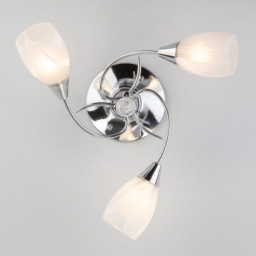 Потолочная люстра Eurosvet Virginia 30100/3 хром. Фото №2