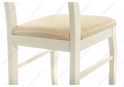 Стул деревянный Амадиу молочный. Фото