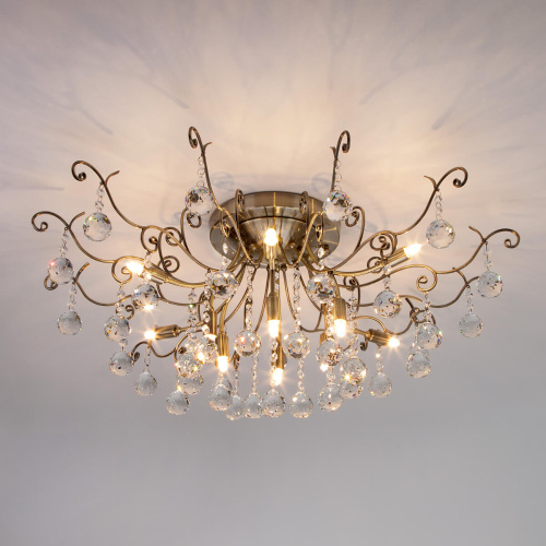 Потолочная люстра Eurosvet Vita 10042/12 античная бронза/прозрачный хрусталь. Фото №1